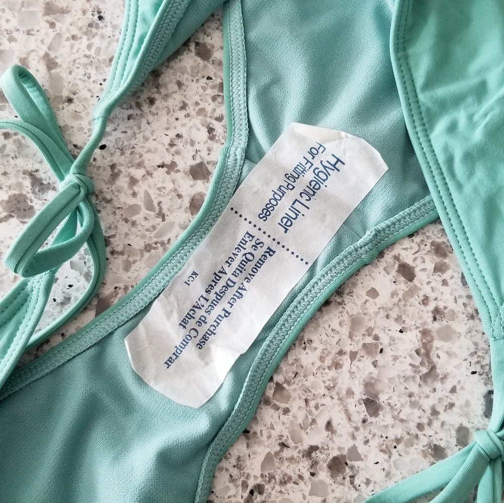 🌷3/$20 Roxy bikini bottoms - Picture 4 of 4